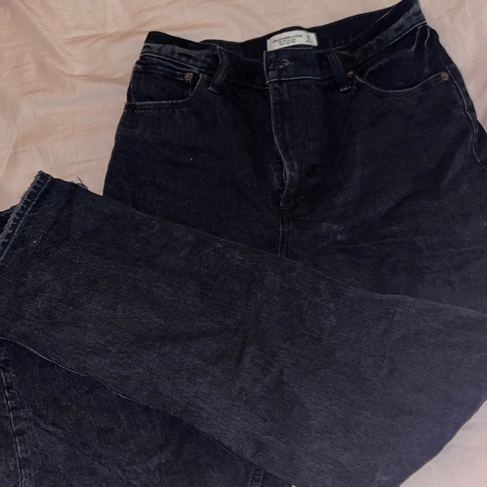 Abercrombie straight leg 90s jeans all black high rise